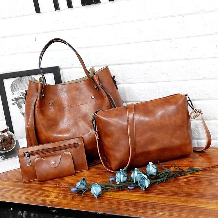 Elegant Leather Bag with Contemporary Flair