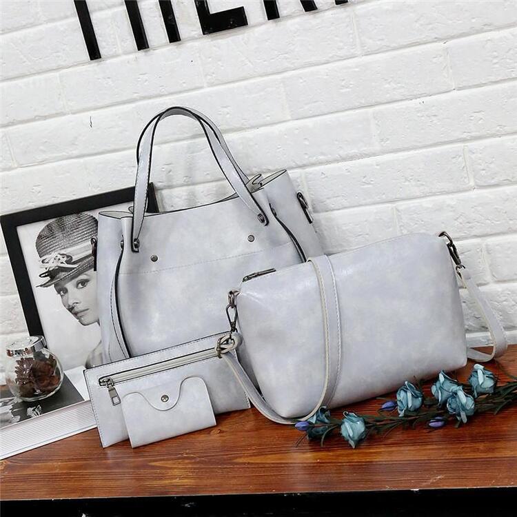 Elegant Leather Bag with Contemporary Flair