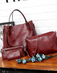 Elegant Leather Bag with Contemporary Flair