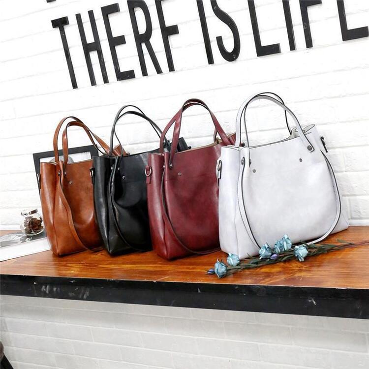 Elegant Leather Bag with Contemporary Flair