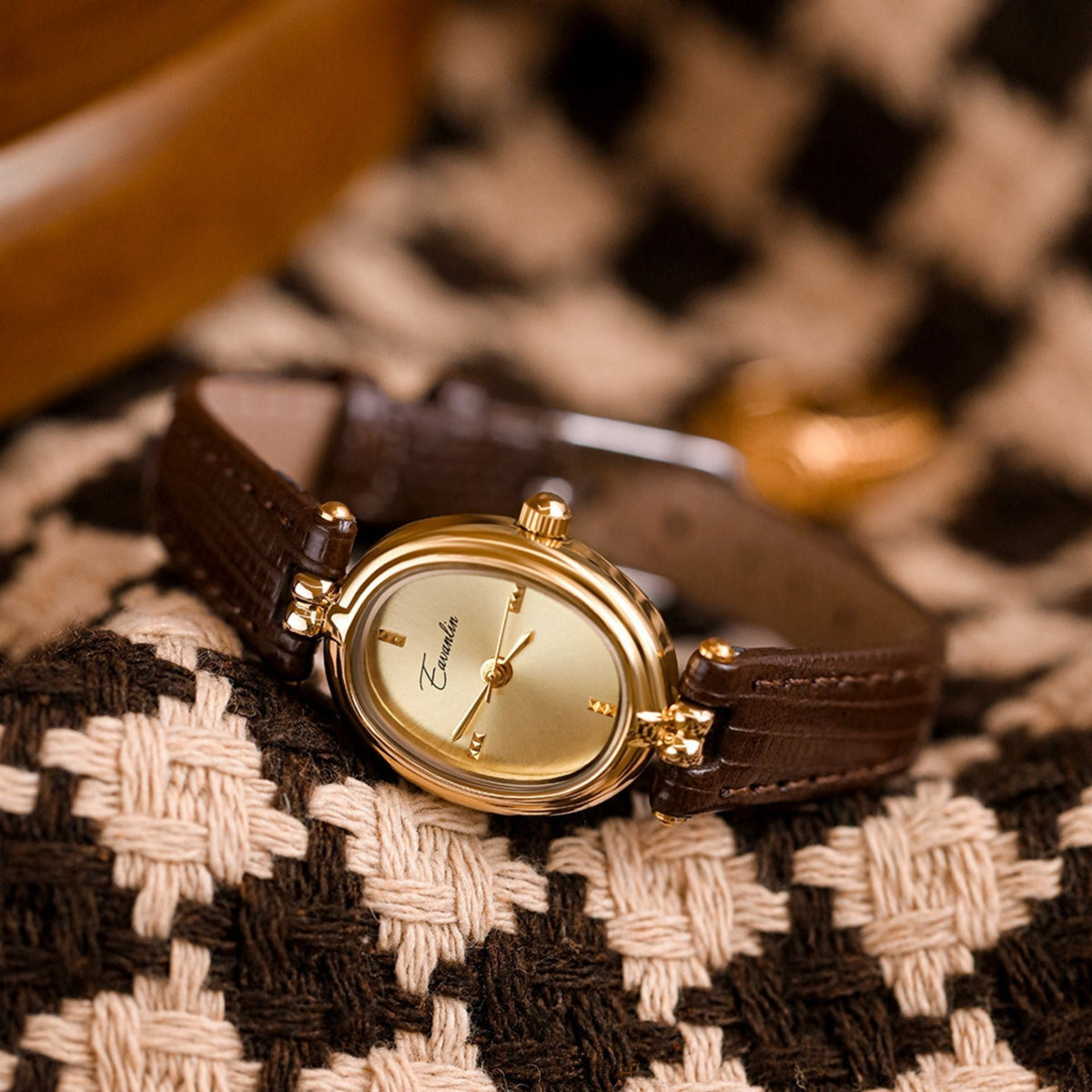 Smith Leather Watch with Classic Design