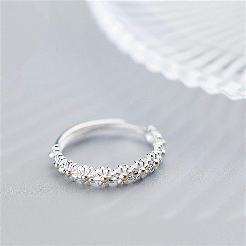 Hand-Painted Daisy Ring in Silver
