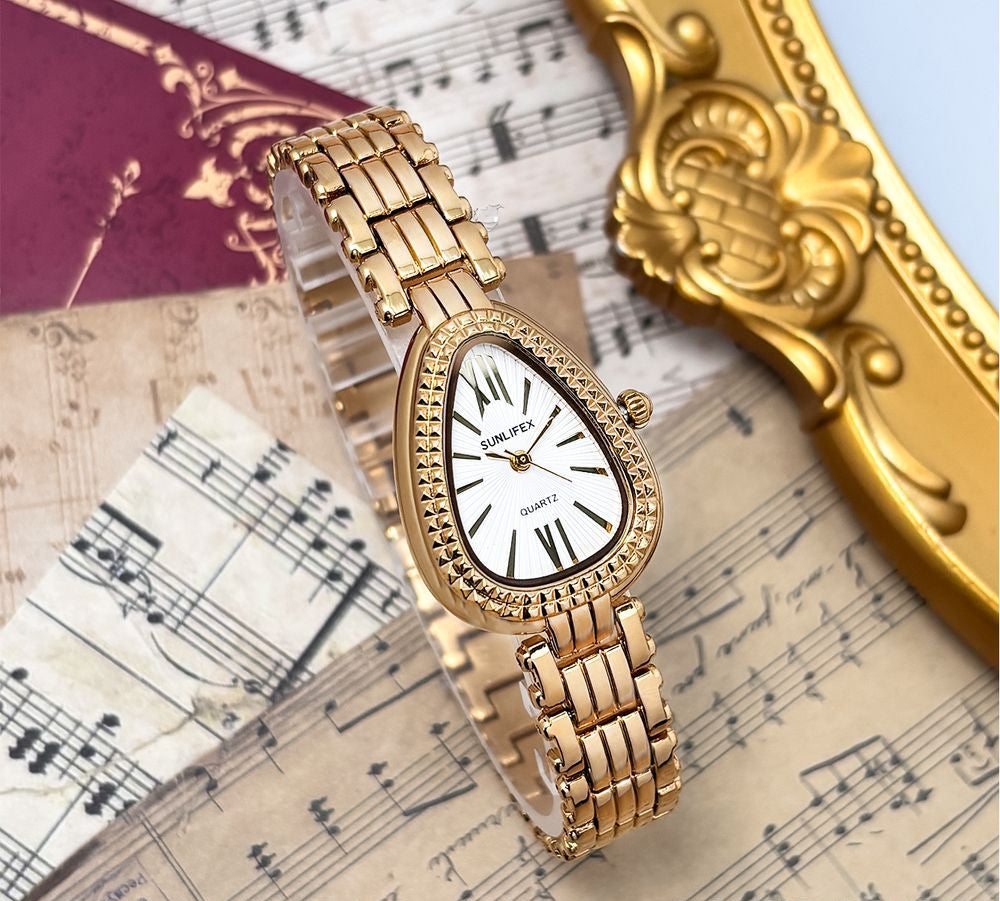 Elegant Snake-Head Bracelet Watch