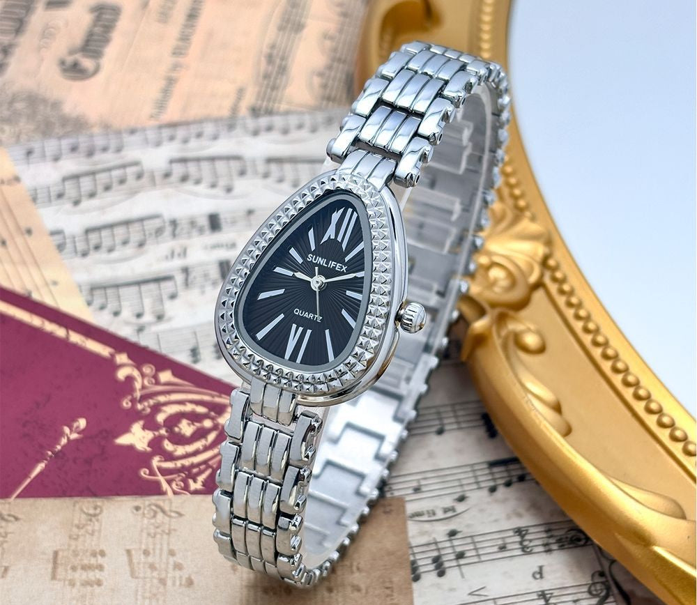 Elegant Snake-Head Bracelet Watch