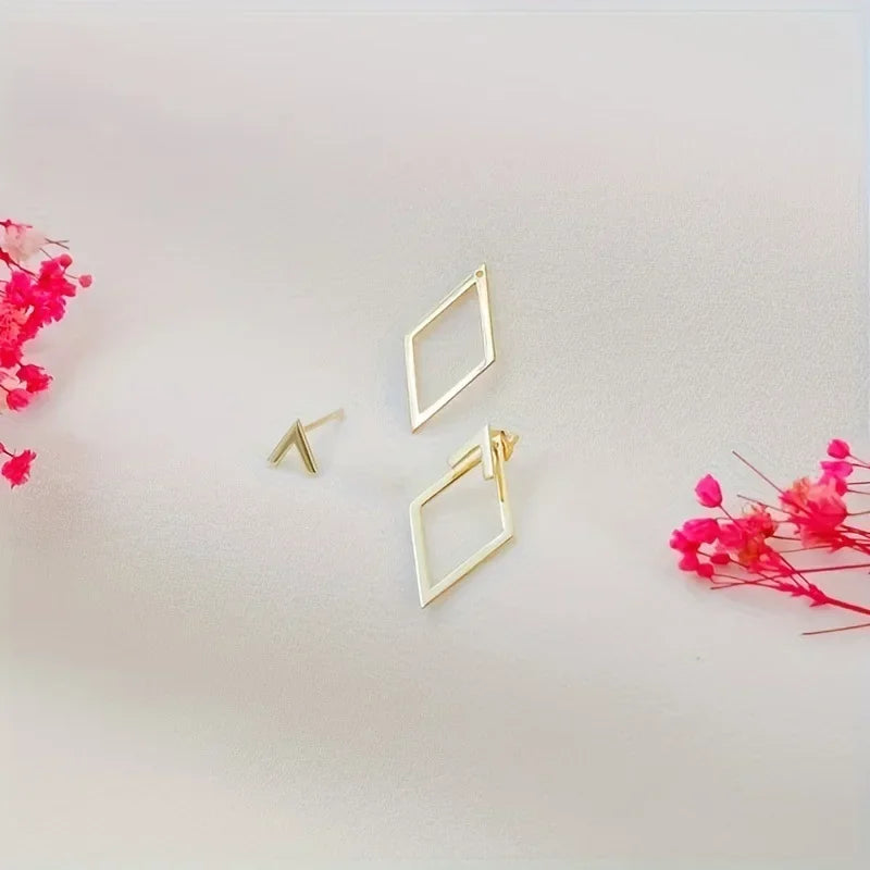 Refined Chic Earrings with Dual-Wear Design